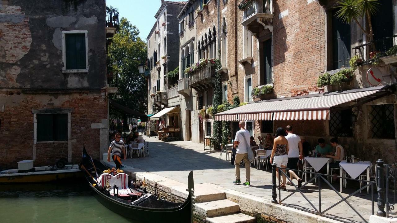 Residenza Ofelia Lägenhet Venedig Exteriör bild