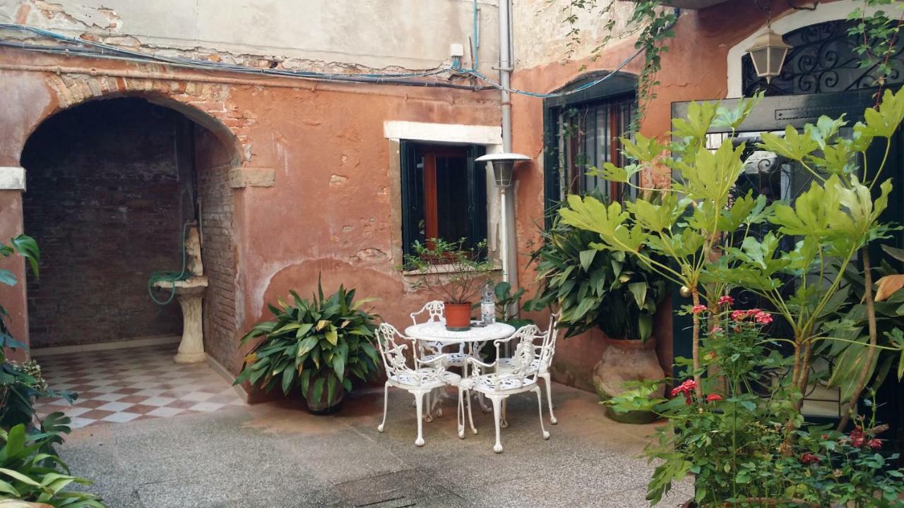 Residenza Ofelia Lägenhet Venedig Exteriör bild